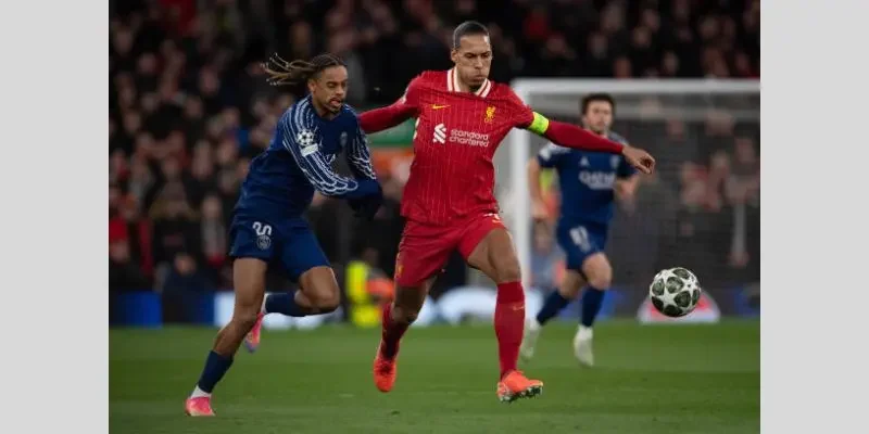 Soi Kèo Liverpool Vs Nottingham Forest, 18h30 29/08, EPL Liverpool vs Nottingham Forest đều biến động nhân sự lớn
